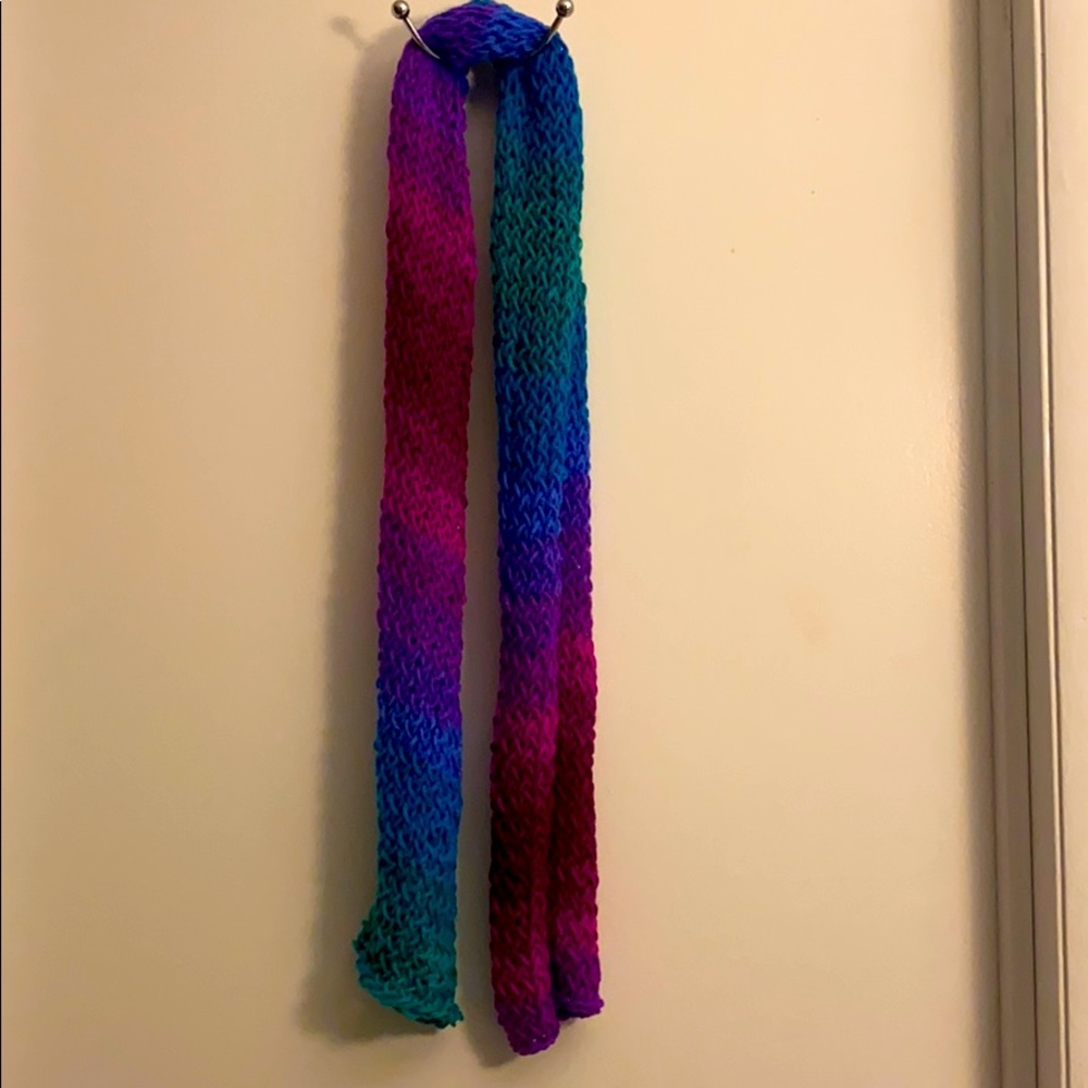 Scarf - Picture 1 of 1